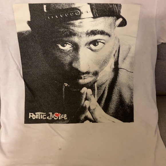 TUPAC 🖤 Poetic Justice tee - Picture 2 of 3
